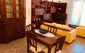 Stefano'S Sweet Home